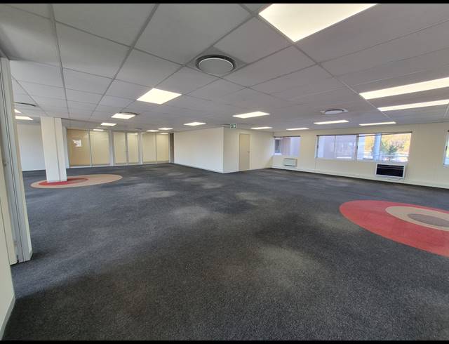 559M² OFFICE TO LET IN WOODMEAD